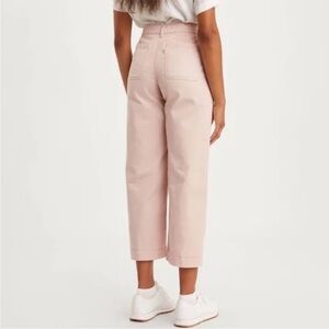 Levi's Soft Pink Ribcage wide leg crop